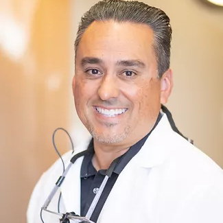 Enrique G Wissman, Dentist