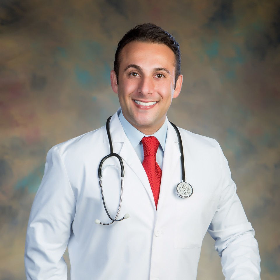 Dr. Arash Hakhamian, General & Cosmetic Dentistry