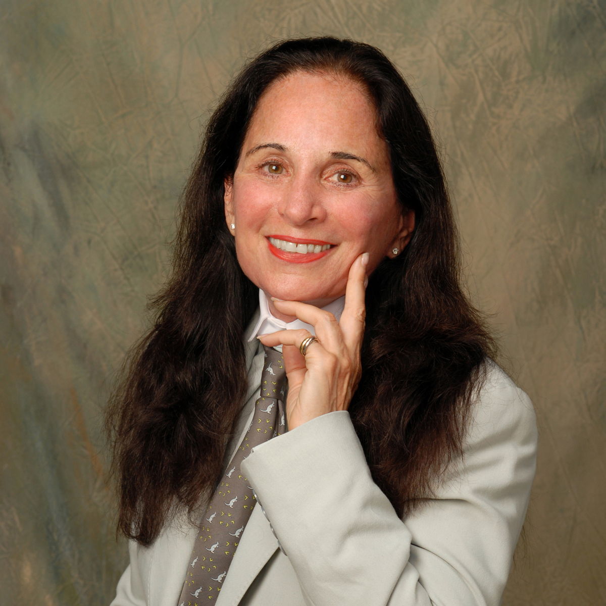 Dr. Susanne  Steinberg MD