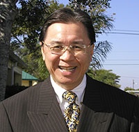 Dr. Richard W Leong DDS