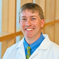 Dr. Christopher William Peer MD, Orthopedist