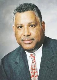 Clarence E Pearson MD