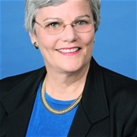 Dr. Eileen  Brewer MD