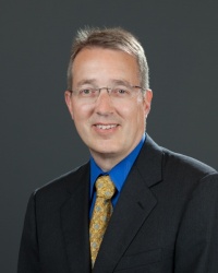 Dr. Thomas J. Gampper MD, Plastic Surgeon