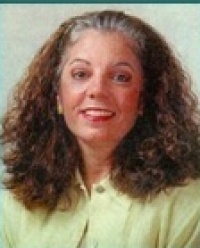 Dr. Dr. Tyra Loriz, DMD, Dentist