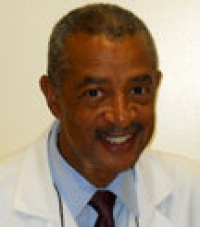 Dr. Harold E Reaves M.D., Ophthalmologist