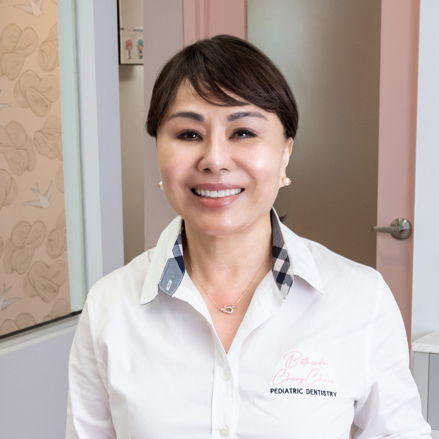 Dr. Elizabeth Shin, DDS, Dentist