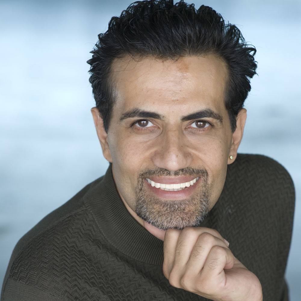 Dr. Mehrdad Mostafaeipour D.D.S., Dentist