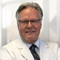 Dr. Steven M Sullivan DDS, Oral and Maxillofacial Surgeon