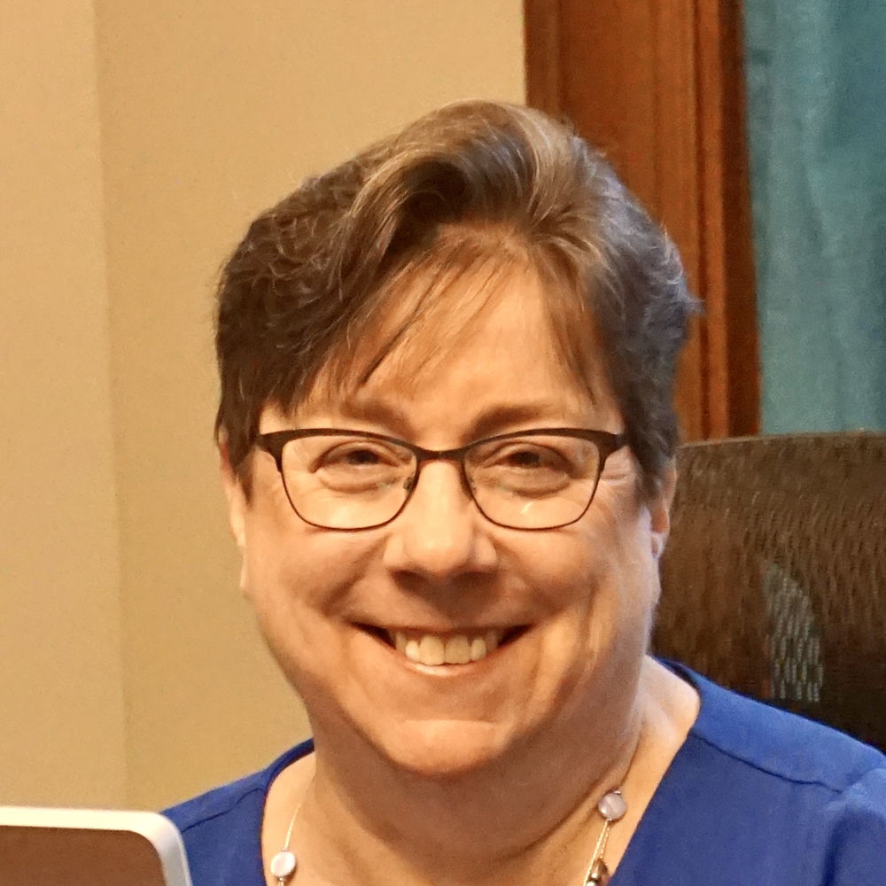 Dr. Belinda Lynne Castor M.D., Internist