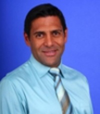 Dr. Roberto Ortiz MD, General Practitioner