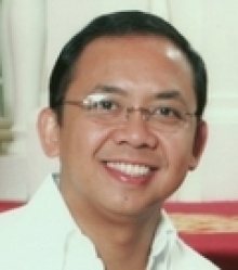 Winston Caraos Umali  MD