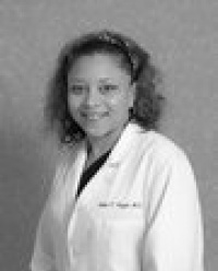 Dr. Raulnina T Uzzle MD, Family Practitioner
