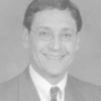 Dr. Maurice E Arregui MD