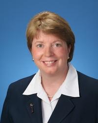 Dr. Elizabeth  Neuhalfen MD