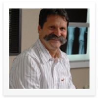 Dr. Michael John Hoeflinger M.D., Orthopedist