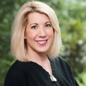 Dr. Amy K. Mos, MD, OB-GYN (Obstetrician-Gynecologist)