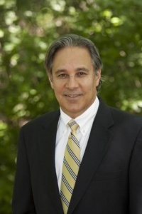 Dr. Richard  Quinones MD