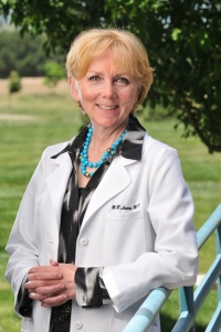 Dr. Mary Beth Lansing M.D., Ophthalmologist