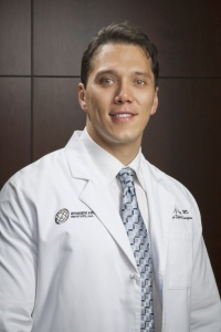 Dr. Dr. Steven J. Cyr, M.D., Orthopedist