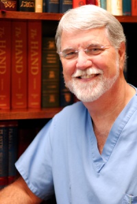 Dr. David Earl Mckee M. D.