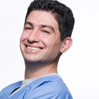 Dr. Saam Zarrabi, DDS, Dentist