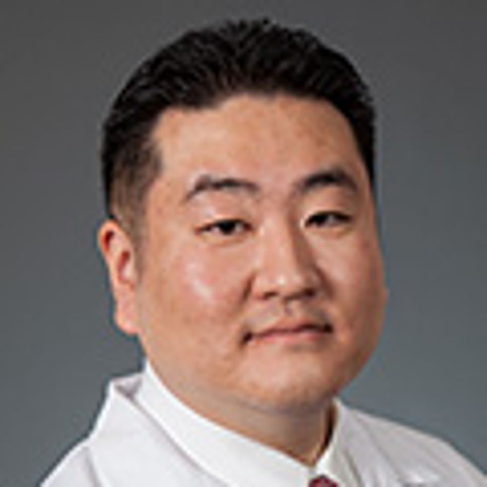 Woojin Cho, Orthopedist
