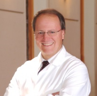 Dr. Ralph Henry OD, Optometrist