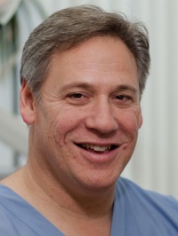Matthew H Herbstman DDS, Dentist