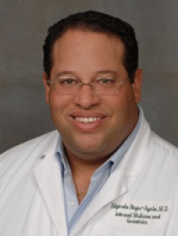 Dr. Edgardo R Reyes-ayala M.D., Internist