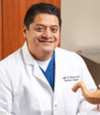 Dr. Julio M Rivera MD