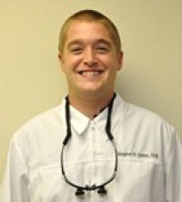 Dr. Stephen R Quinn D.D.S., Dentist