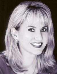 Dr. Melody Lynd, MD / 25 Years of Service, Plastic Surgeon