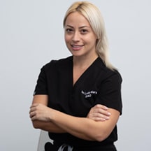 Ledia Mara, Dentist