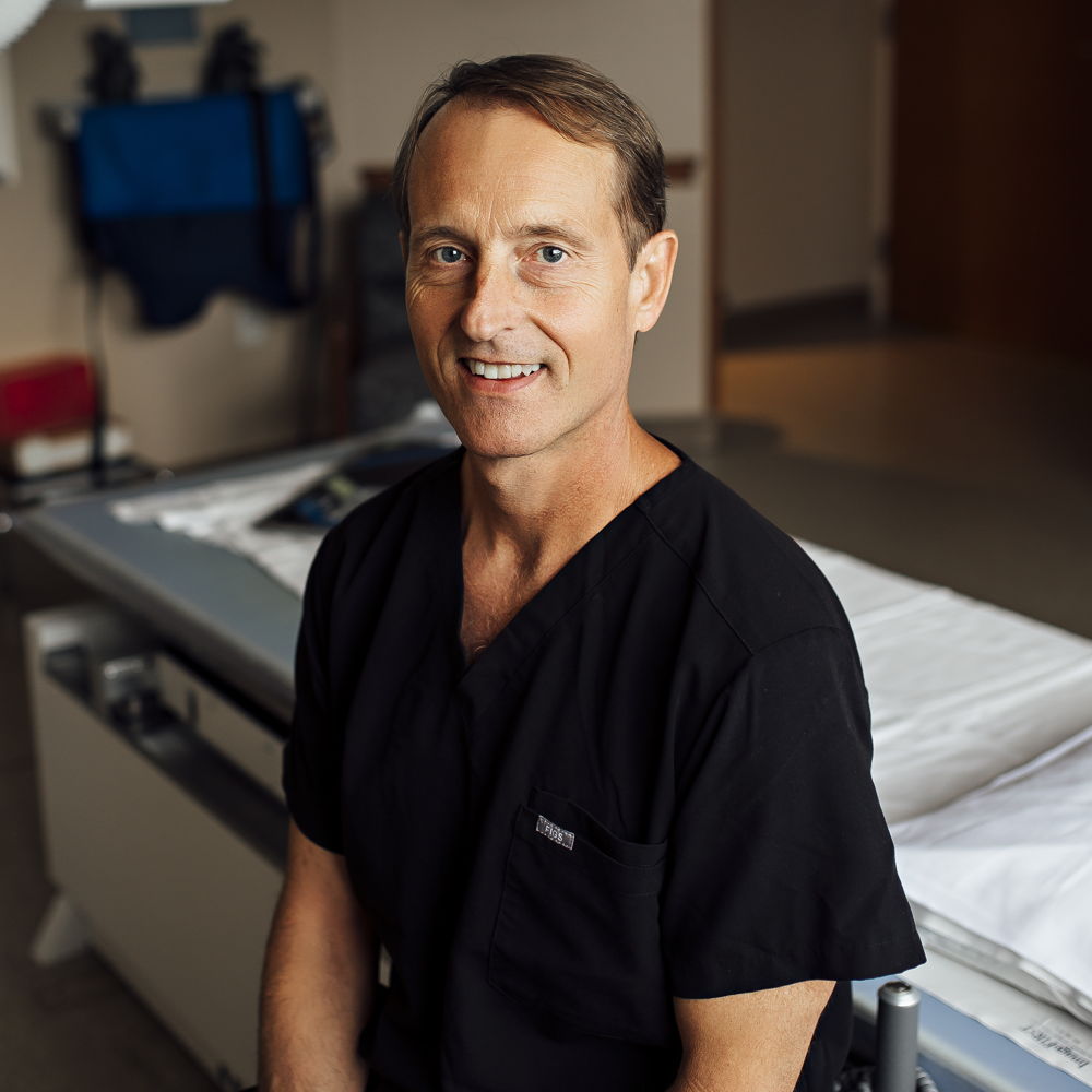 Dr. Stephen Eugene Pierotti M.D., Orthopedist