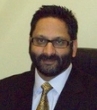 Muzammil Saeed DDS, Dentist