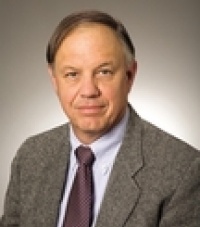 Dr. Dennis J Hoelzer MD