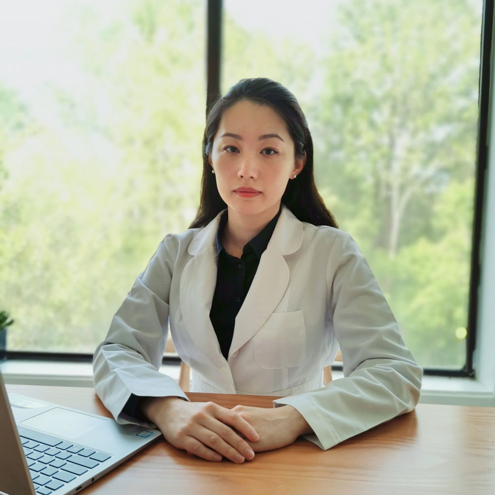 Mrs. Ke Wang, Acupuncturist