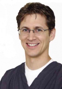 Dr. Clinton T Reynolds DDS, Dentist