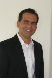 Dr. Juan Carlos Romero D.D.S., Dentist