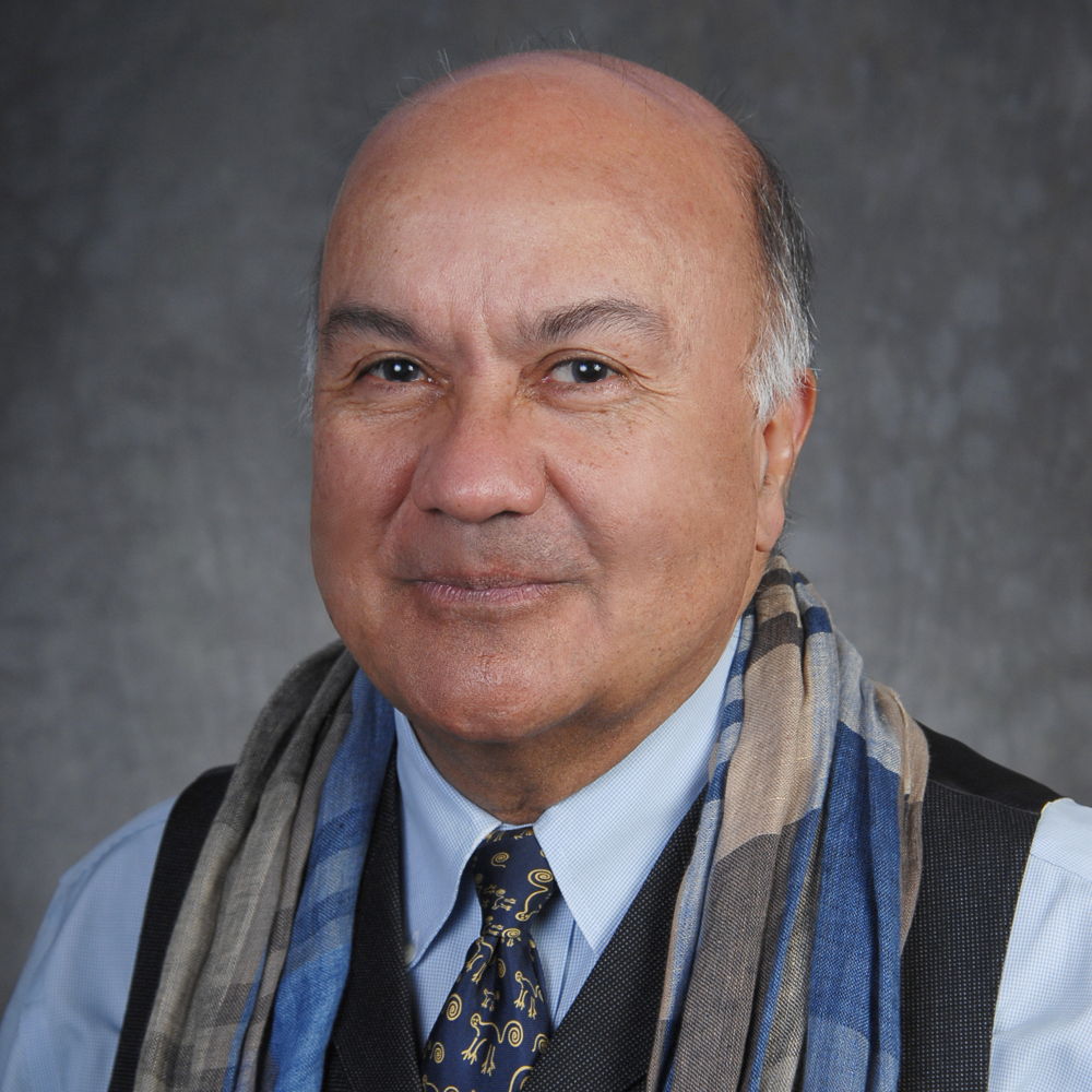 Dr. José Gilberto Montoya, MD, FACP, FIDSA, Internist