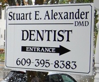 Dr. Stuart E Alexander DMD