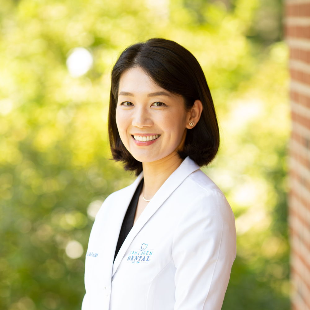 Dr. Grace La, DMD, Dentist