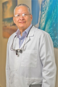 Dr. Raul D Perez DDS