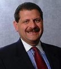 Dr. Giles R. Scuderi, MD, Sports Medicine Specialist