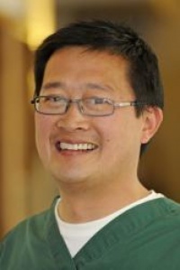 Mark N Chua DDS, Dentist