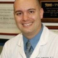 Dr. Juan   Paramo MD