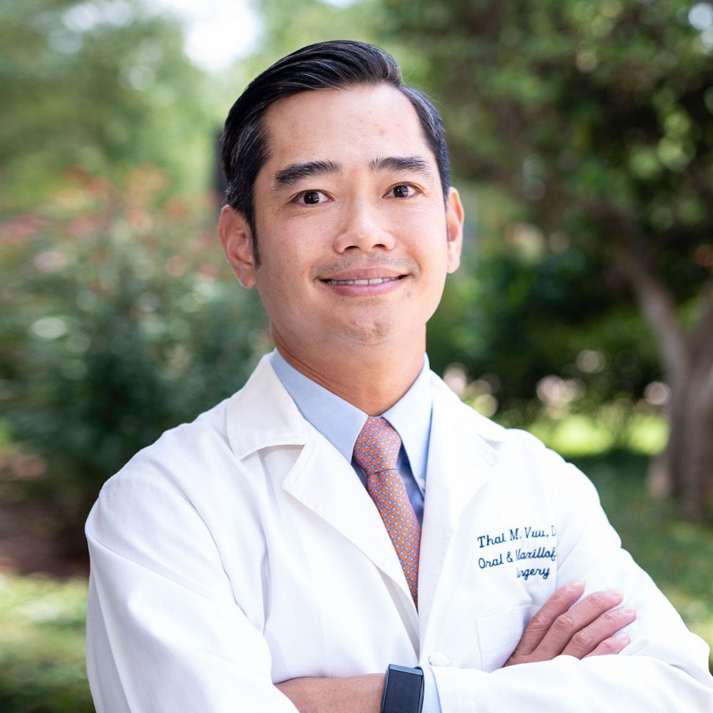 Dr. Thai Vuu, Oral and Maxillofacial Surgeon
