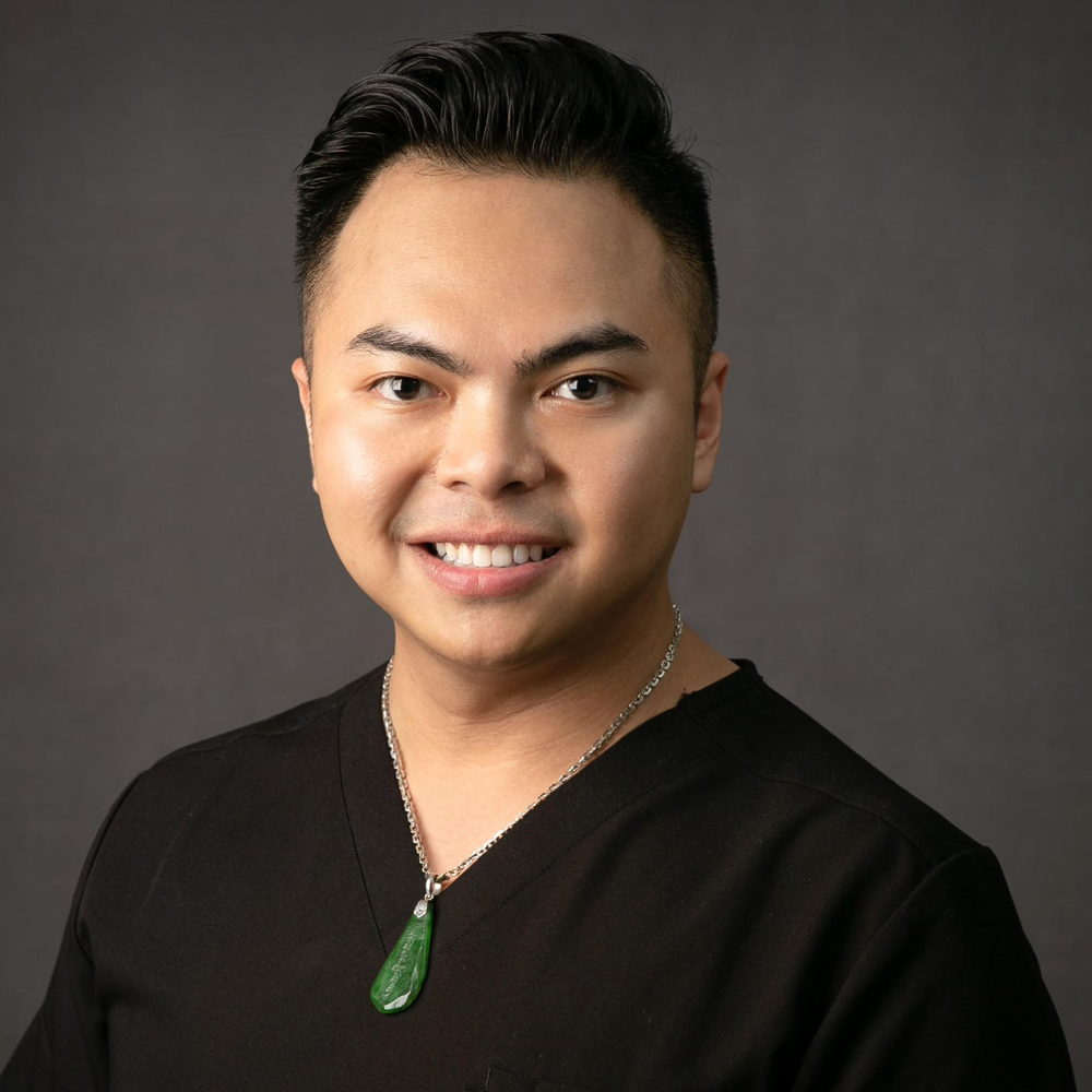 Dr. Thuong  Huynh DDS