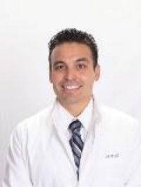 Adrian Ramsey Ruiz DDS, Dentist